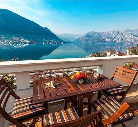 Villa Rossa Котор Екстериор снимка